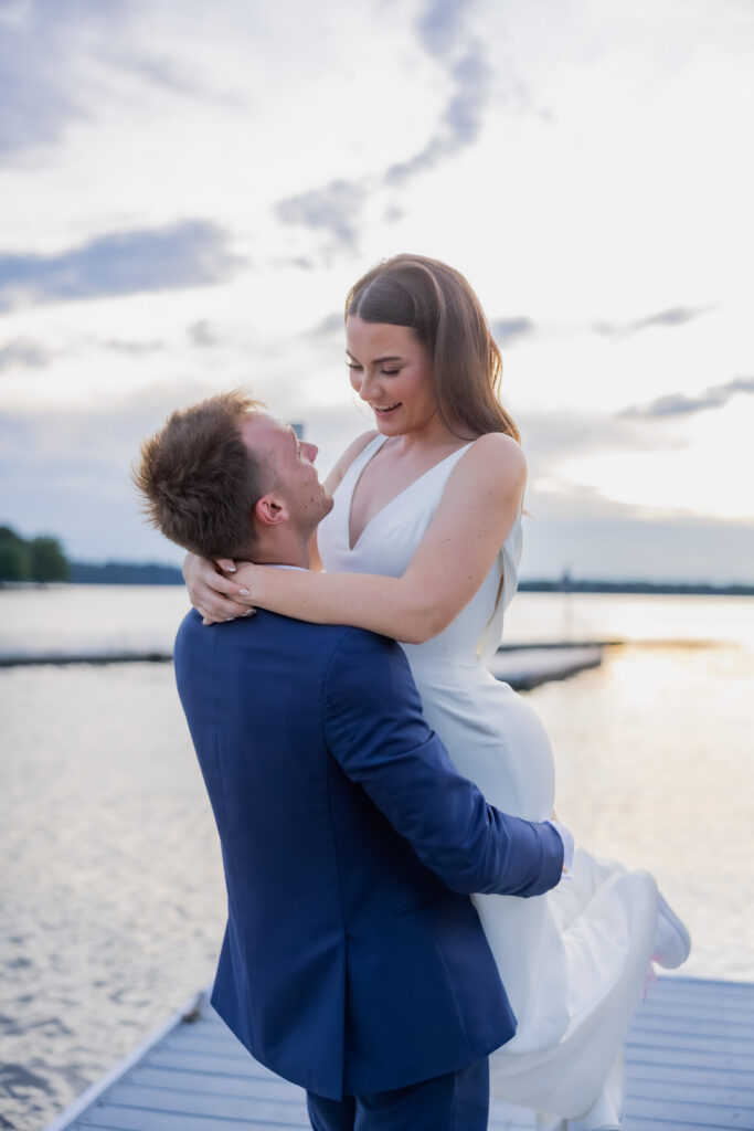bride and groom at destination wedding in Nashville
