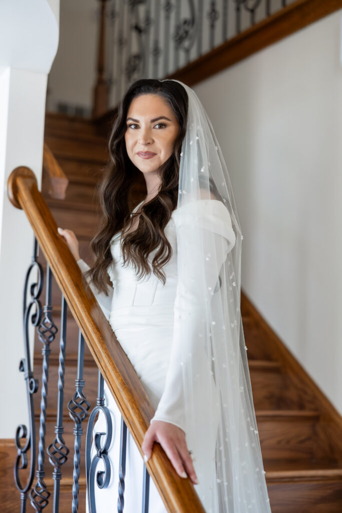 Bride getting ready for wedding in Starkville, MS.